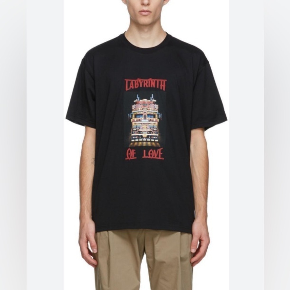 Burberry Labyrinth of Love black t-shirt size‎ small